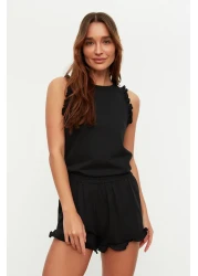 Trendyol Collection طقم بيجامة محبوكة من القطن بنسبة 100% باللون الأسود مع شورت THMSS22AU0304