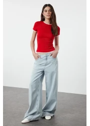 Trendyol Collection تي شيرت أحمر من القماش اللزج المرن - كتلة الألوان TWOSS24TS00063