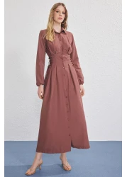 Trendyol Modest فستان منسوج بتفاصيل جلد بني TCTSS25EB00141