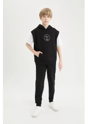 Defacto Boys' 3-Piece Set - Hooded, Sleeveless and Printed Sweatshirt, Short Sleeve T-Shirt, Elastic Waist Leg Sweat