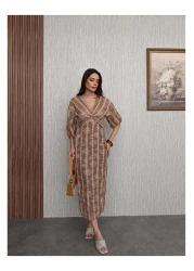 ESRAHELVACI Scalloped Balloon Sleeve Midi Dress