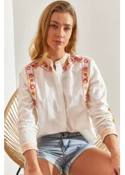 Bianco Lucci Women's Embroidered Judge Collar Linen Shirt60171050
