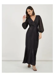 Styli Textured Wrap Balloon Sleeve Mermaid Hem Maxi Dress