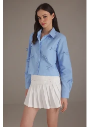 Trendyol Collection قميص بفيونكة زرقاء TWOSS25GO00144