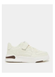 Styli Solid Low Top Trainer Shoes with Velcro Closure