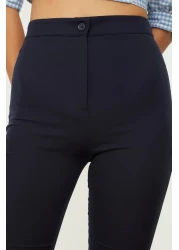  Collection بنطلون قماش منسوج بأرجل واسعة باللون الأزرق الداكن TOFAW19BB0581