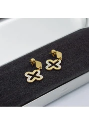 Aiwanto Gold Small Star Design Earring Gift for Women&#39;s Earring(Gold)