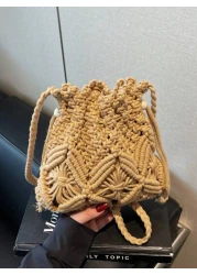 Handwoven Small Shoulder Bag New Fashion Straw Crossbody Bag Niche Beach Side Versatile Design Envelope Shape Small Square Bag Chic Retro Style Crossbody Bag For Vacation Beach