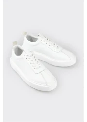 Elle أحذية رياضية جلدية بيضاء للرجال