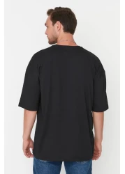  Collection تي شيرت أسود كبير الحجم بياقة دائرية وأكمام قصيرة - TMNSS22TS0317