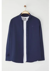  Collection قميص أكسفورد ذكي مطرز باللون الأزرق الداكن وسهل الكي TMNAW24GO00089