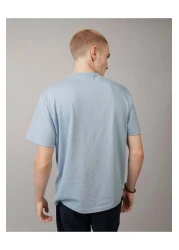 American Eagle تي شيرت جرافيكي مطرز بشعار AE