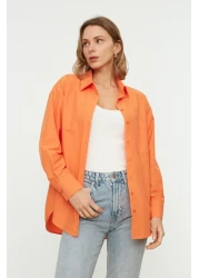  Collection قميص برتقالي بجيب واحد/قميص واسع من القطن المنسوج TWOAW20GO0115