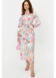  Modest فستان من الشيفون المنسوج ومبطن ومكشكش ومزين بنقشة الزهور أرجواني TCTSS24EB00003