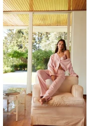  Collection طقم بيجامة سلكية ناعمة - سترة صوفية وردية اللون THMAW25PT00074