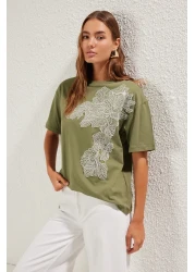  Collection Oversize Khaki Knitted T-Shirt - Accessory Detailed, Wide Fit Twoss25Ts00045