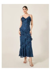 Styli فستان ماكسي بتصميم A مع تفاصيل كشكشة وحمالات