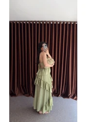 HAZELANNA فستان طويل متعدد الطبقات باللون الأخضر