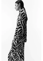 H&M قميص منتجع من قماش التويل