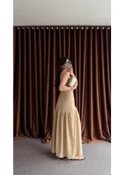 HAZELANNA فستان كريم الورد