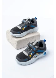 Slipcat حذاء رياضي للأطفال للجنسين بنعل لتقويم العظام من Anorak شبكي يسمح بمرور الهواء يوميًا ومريح وخفيف الوزن ومرن