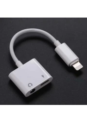 KKmoon - 2 In 1 Audio Charging Adapter Lightning Adapter 3.5mm Earphone Jack AUX Audio Charger Adaptador Earphone Splitter Connector for iPhone X XS XR 8 7 Plus iOS