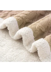 Fabienne Jacquard Sherpa Blanket King Size 220x240cm Faux Fur Bed Blanket Reversible Warm Cashmere Blanket Beige for Throw Bed Sofa Travel Couch