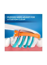 Oral-B Pro-Expert Clinic Line Pro-Flex 38 Medium Manual Toothbrush Blue