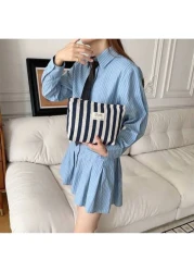 حقيبة مستحضرات التجميل باللون الأزرق الغامق، 1 قطعة حقيبة مستحضرات تجميل ذات خطوط رأسية مائية النساء، حقيبة ت