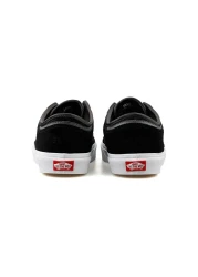 Vans حذاء رولي كلاسيك للرجال VN0009QJKOU1 أسود