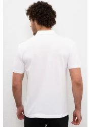 U.S. Polo Assn. تيشيرت بولو أبيض للرجال