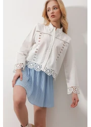 Trend Alaçatı Stili Women's White Lace Embroidered Hole Openwork Crop Woven Shirt ALC-X9802