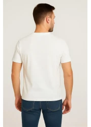 Tomy تي شيرت مطرز برقبة دائرية باللون الأبيض تومي