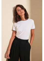  Collection White 100% Cotton Basic Crew Neck Knitted T-Shirt with Contrast Stitching Detail TWOSS19AD0085