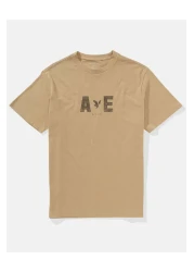 American Eagle تي شيرت بشعار AE