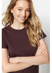  Collection تي شيرت محبوك أساسي برقبة دائرية مكون من قطعتين من القطن بنسبة 100% باللون البني والبيج TWOSS20TS0141