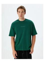 Koton تي شيرت قطني كبير الحجم - طباعة شعار، رقبة دائرية، كم قصير