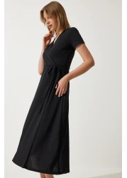 Happiness İstanbul فستان نسائي أسود محبوك بفتحة رقبة على شكل حرف V TO00134