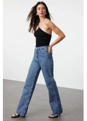  Collection جينز أزرق عالي الخصر بأرجل واسعة TWOSS23JE00068