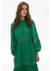 Hooopstore فستان أخضر مع تفاصيل شريطية زهرية