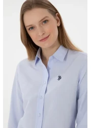 U.S. Polo Assn. قميص نسائي أساسي أزرق فاتح بأكمام طويلة 50307726 -VR003