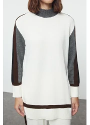  Modest Stand Collar White Knitwear Set - Tctaw25Us00030