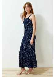  Collection فستان طويل محبوك مرن منقوش باللون الأزرق الداكن TWOSS24EL00682