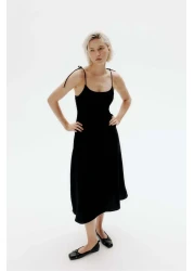 H&M فستان مطرز برباط