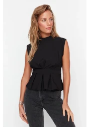  Collection Black Crew Neck Sleeveless Woven Blouse TWOAW23BZ00559