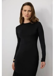 Touche Prive Crew Neck Skirt Smocked Dress