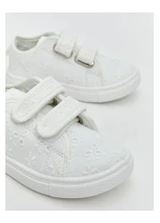 LC Waikiki Lcw Steps White Velcro Baby Girl Sneakers
