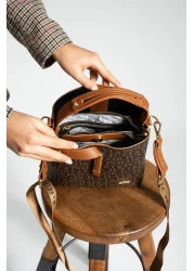 Just Polo JP حقائب كتف نسائية أصلية من Just Polo مناسبة للاستخدام اليومي متوسطة الحجم وكبيرة الحجم بحزام عريض