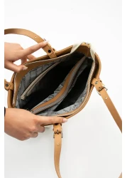 Just Polo حقيبة يد وكتف نسائية من نيو سيزون كريم جاست بولو مكونة من 3 أقسام - مقاس كبير TR7064