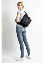 Crumpler LD6000-001 Light Delight 6000 Sling Camera Bag for SLR Camera with 2 Lens and accessories